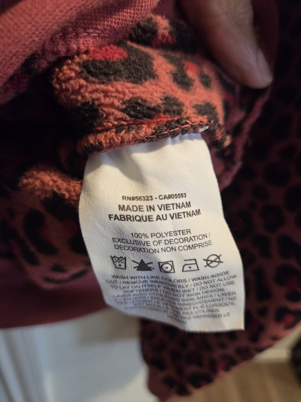 Nike Women's Red and Black Leopard Print Crewneck Sweatshirt - Picture 4 of 5